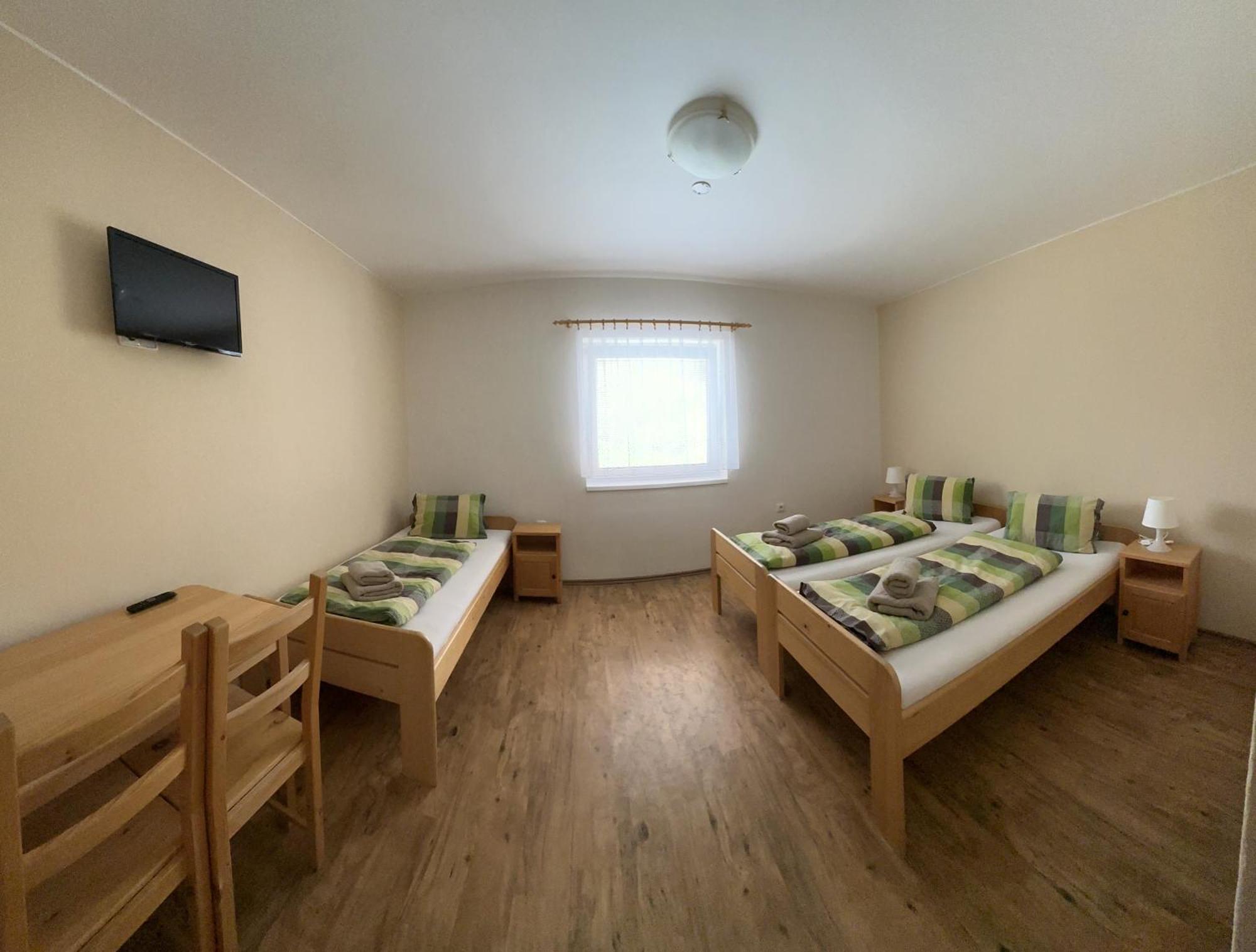 Penzion Vinařský dům PÁLAVA Strachotin Exterior foto